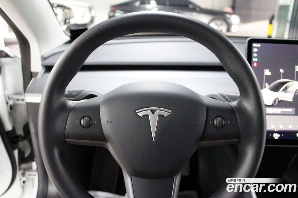 Tesla Model 3 2020