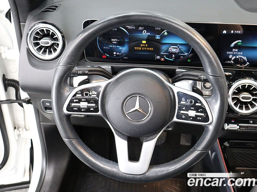 Mercedes-Benz GLB-Class 2020