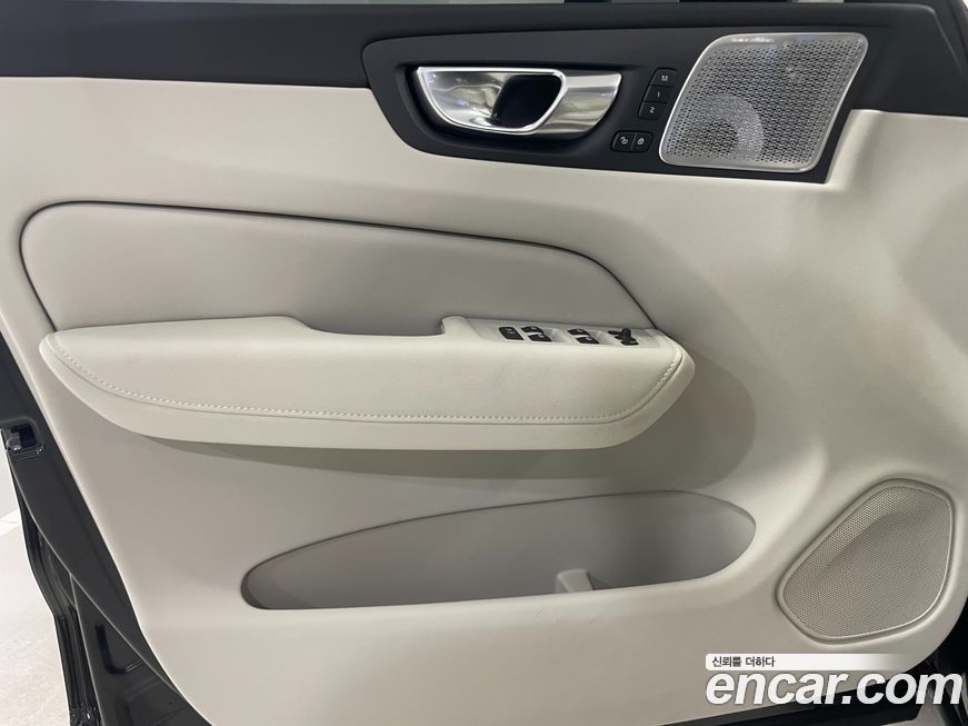 Volvo XC60 2026