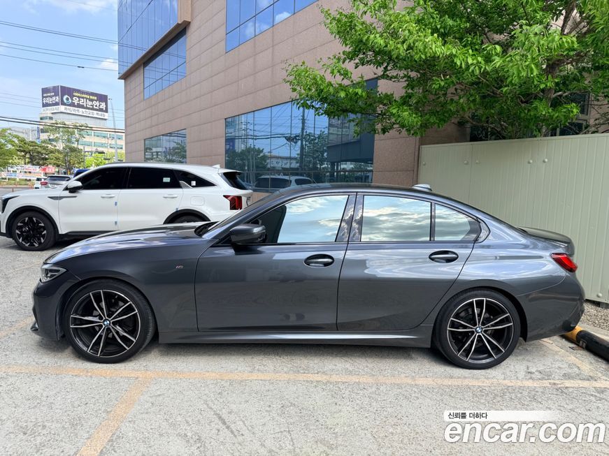 BMW 3-Series 2021