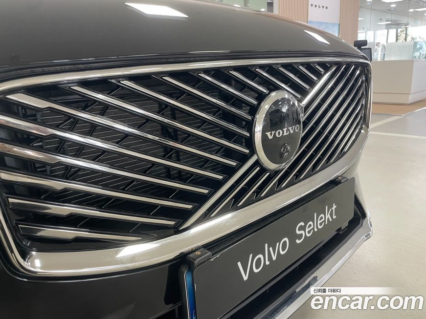 Volvo XC60 2026