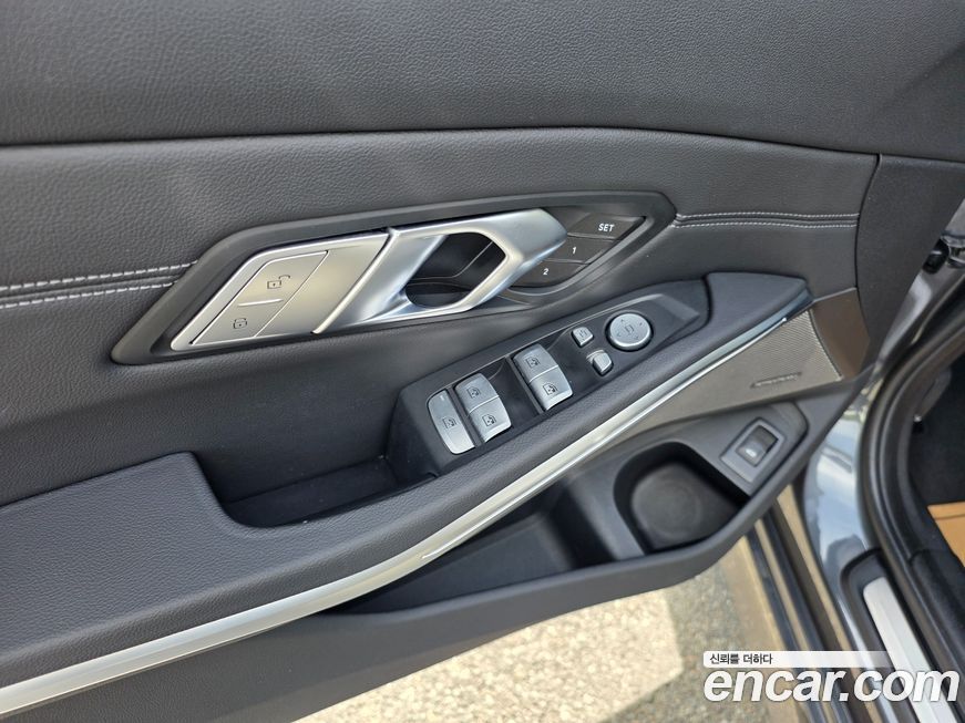 BMW 3-Series 2021