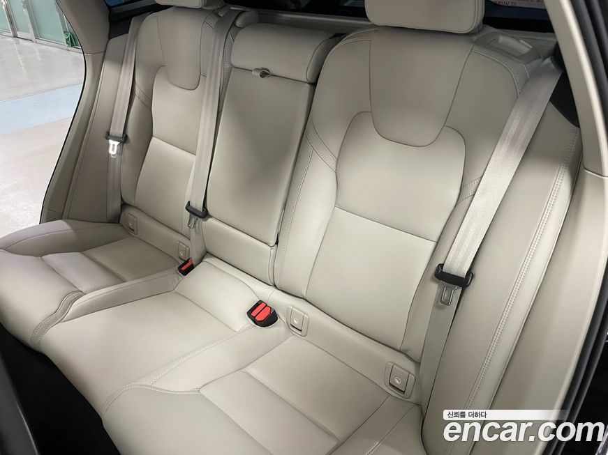 Volvo XC60 2026