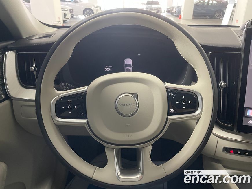 Volvo XC60 2026