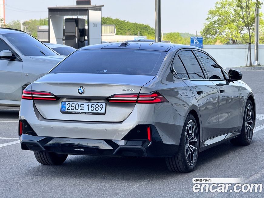BMW 5-Series 2025