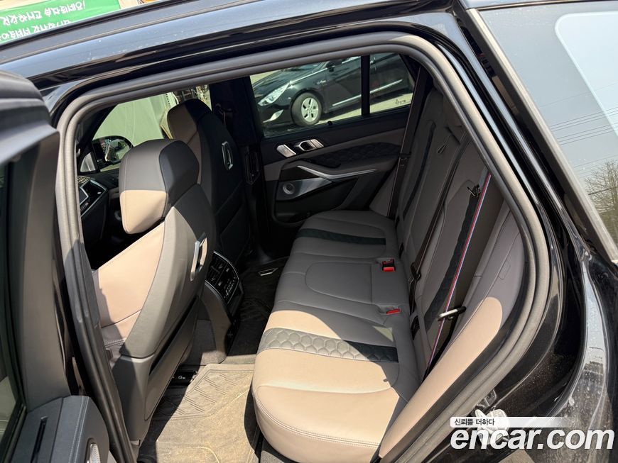 BMW X5M 2025