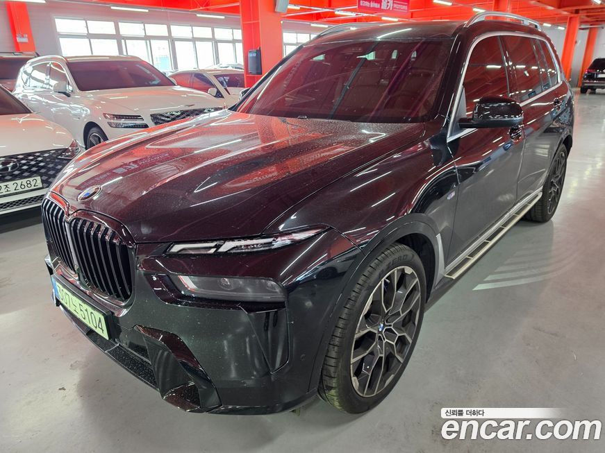 BMW X7 2025