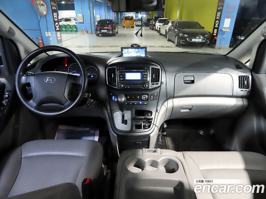 Hyundai Starex 2018