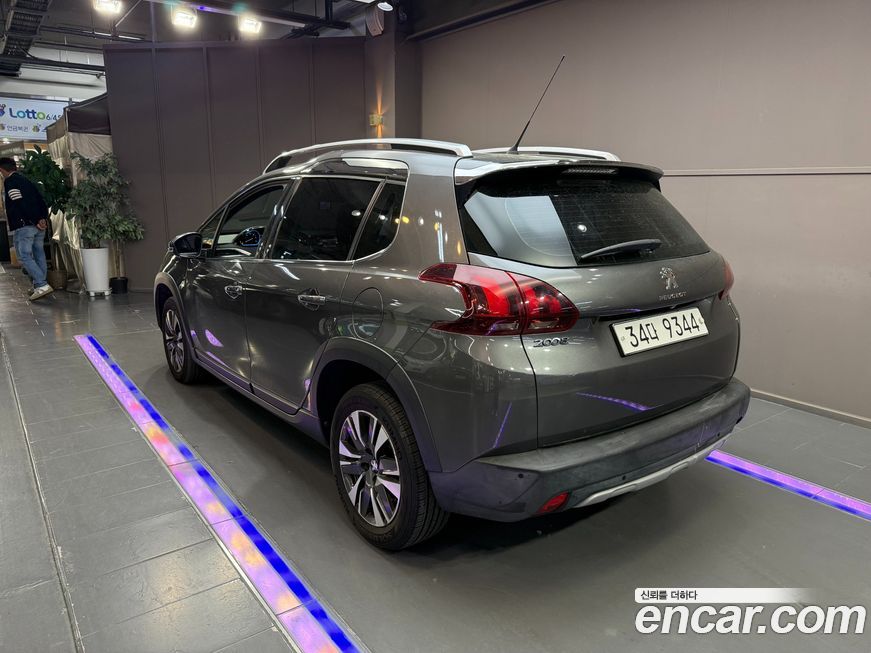 Peugeot 2008 2017