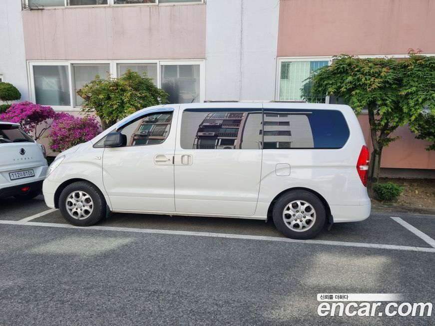 Hyundai Starex 2015