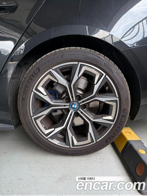 BMW i4 2024