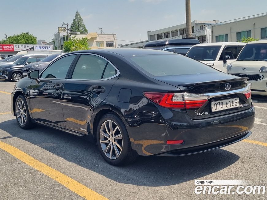Lexus ES 2017
