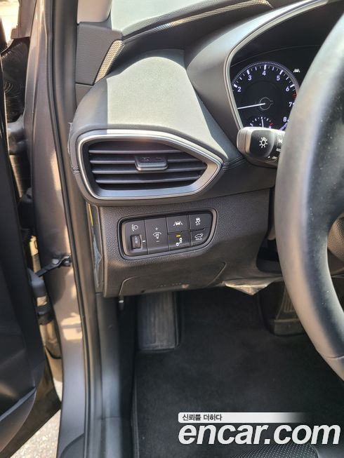 Hyundai Santafe 2020