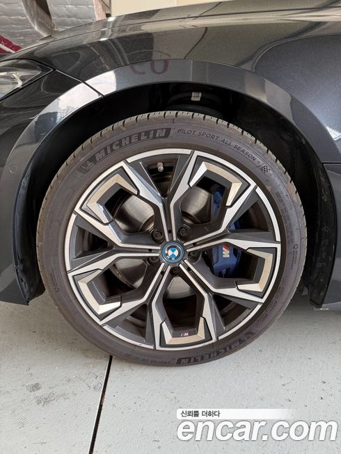 BMW i4 2024