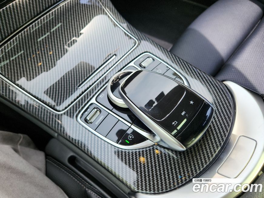 Mercedes-Benz C-Class 2018