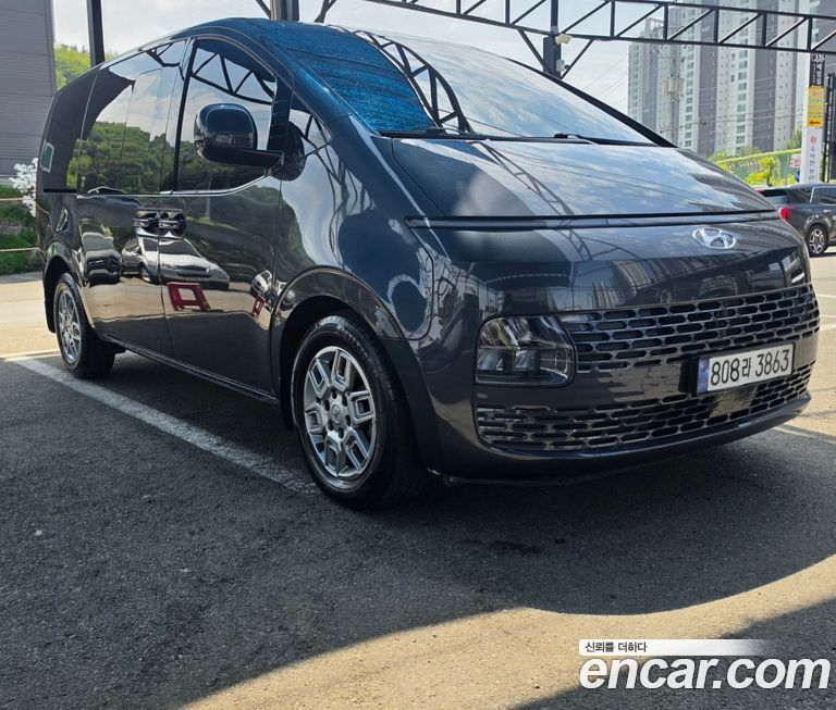 Hyundai Staria 2023