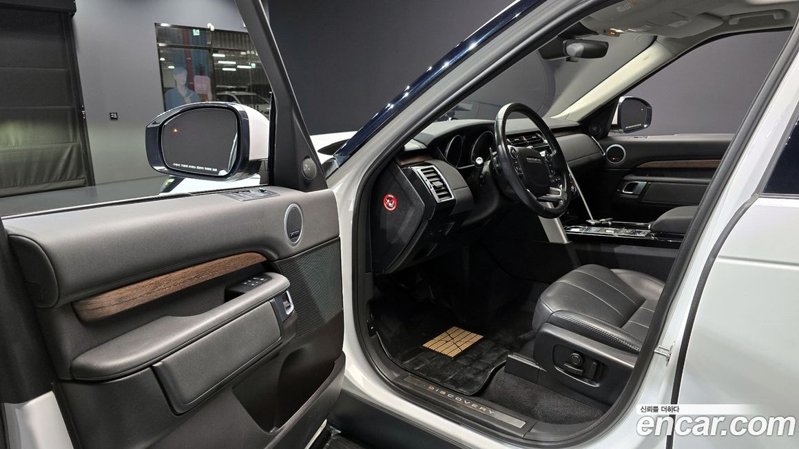 Land Rover Discovery 2017