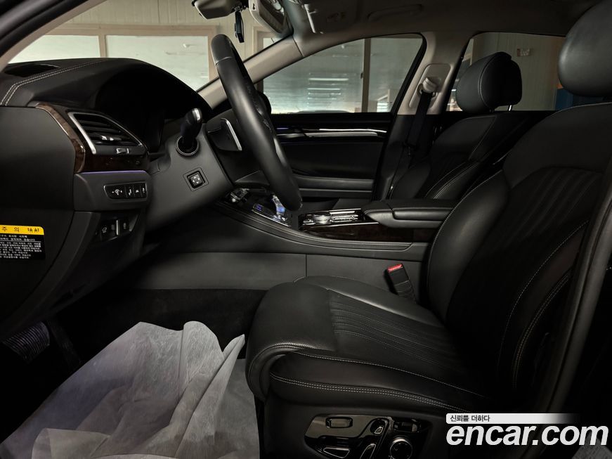 Genesis G90 2021