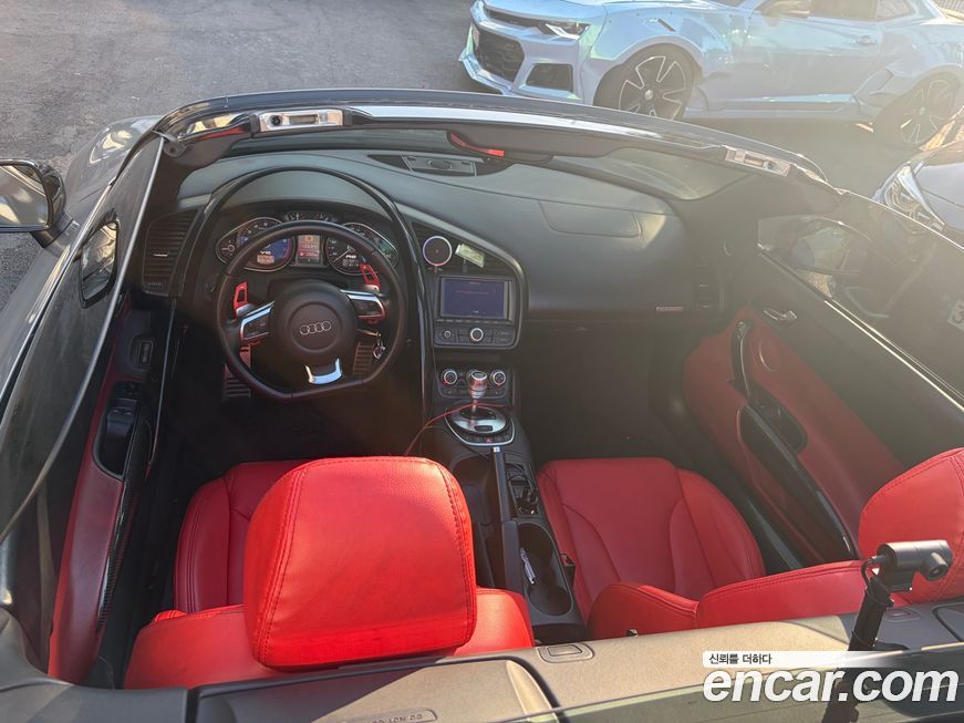 Audi R8 2012