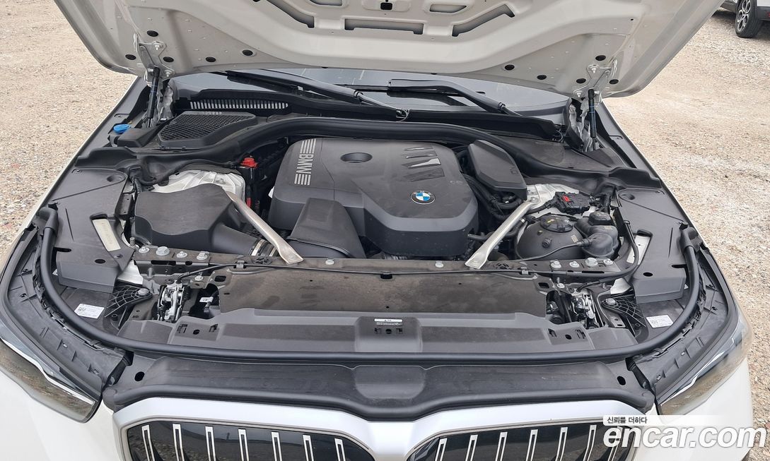 BMW 5-Series 2024