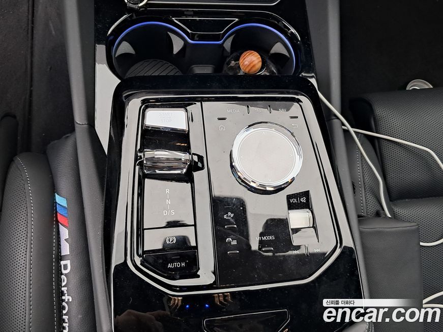 BMW 5-Series 2024