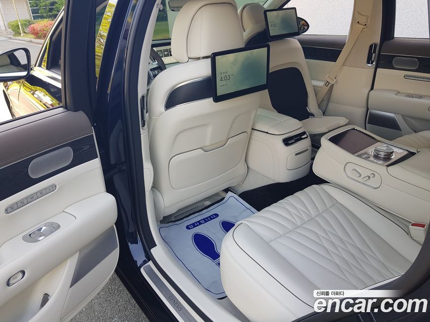 Genesis G90 2022