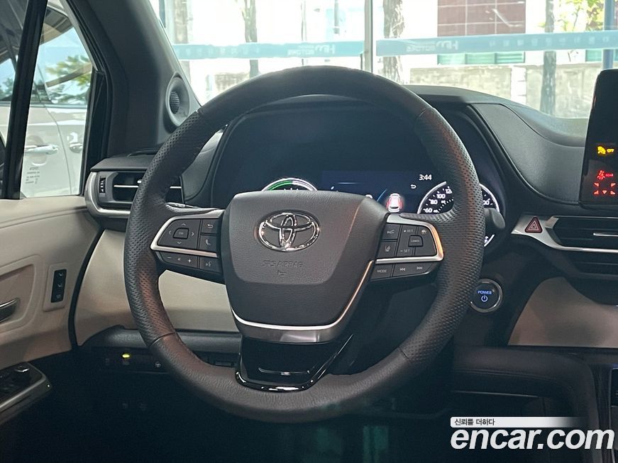 Toyota Sienna 2021