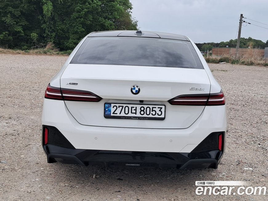 BMW 5-Series 2024