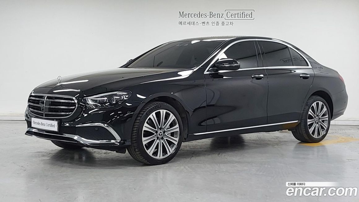 Mercedes-Benz E-Class 2023