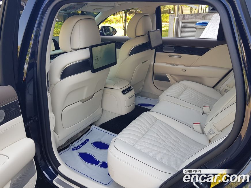 Genesis G90 2022