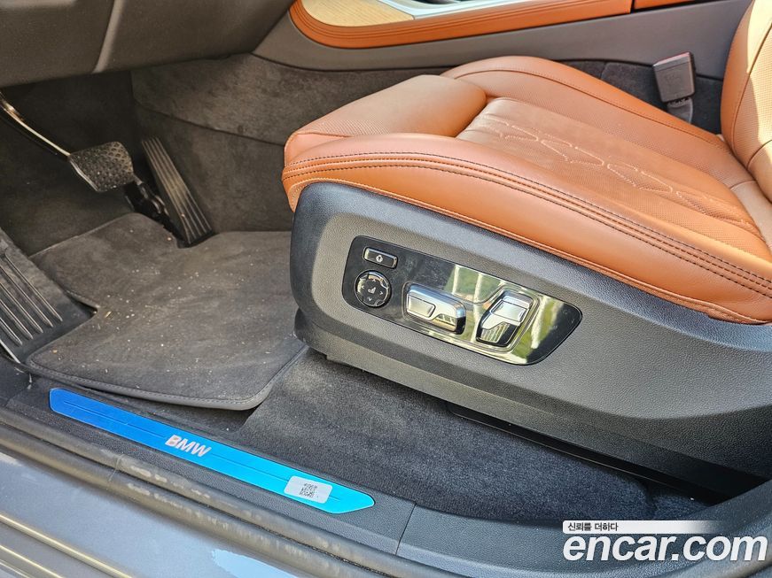 BMW X7 2025