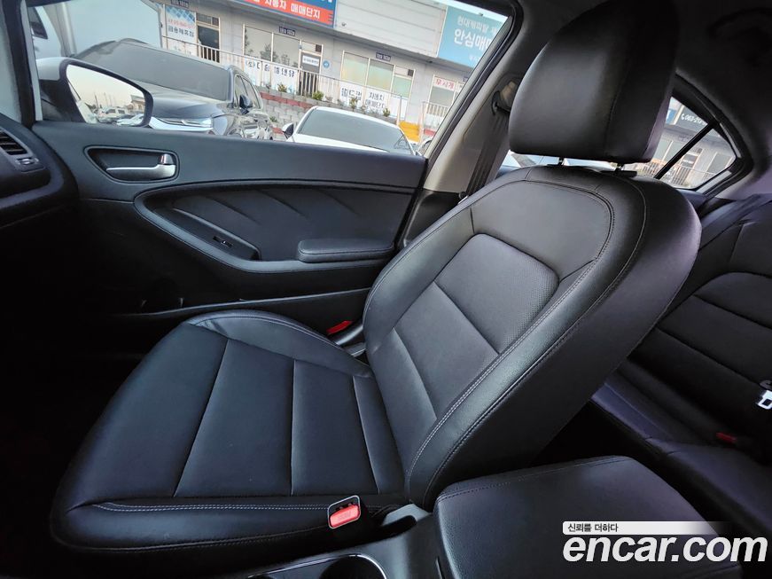 Kia K3 2015
