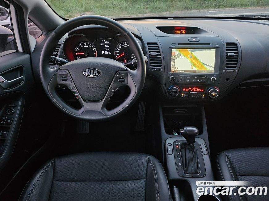 Kia K3 2015