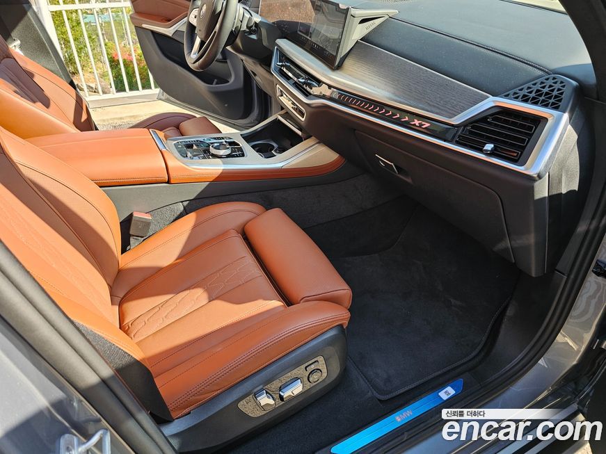 BMW X7 2025