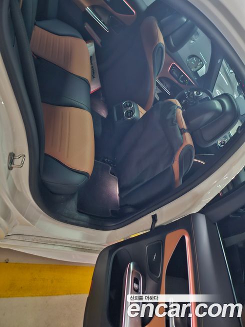 Mercedes-Benz C-Class 2023