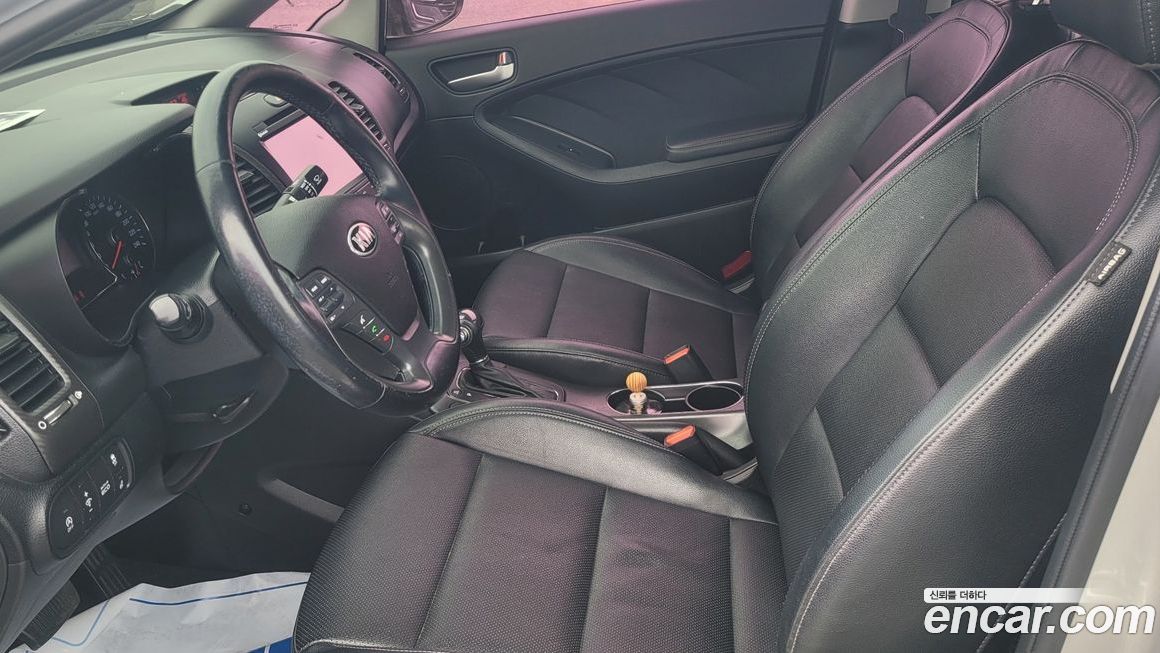 Kia K3 2015