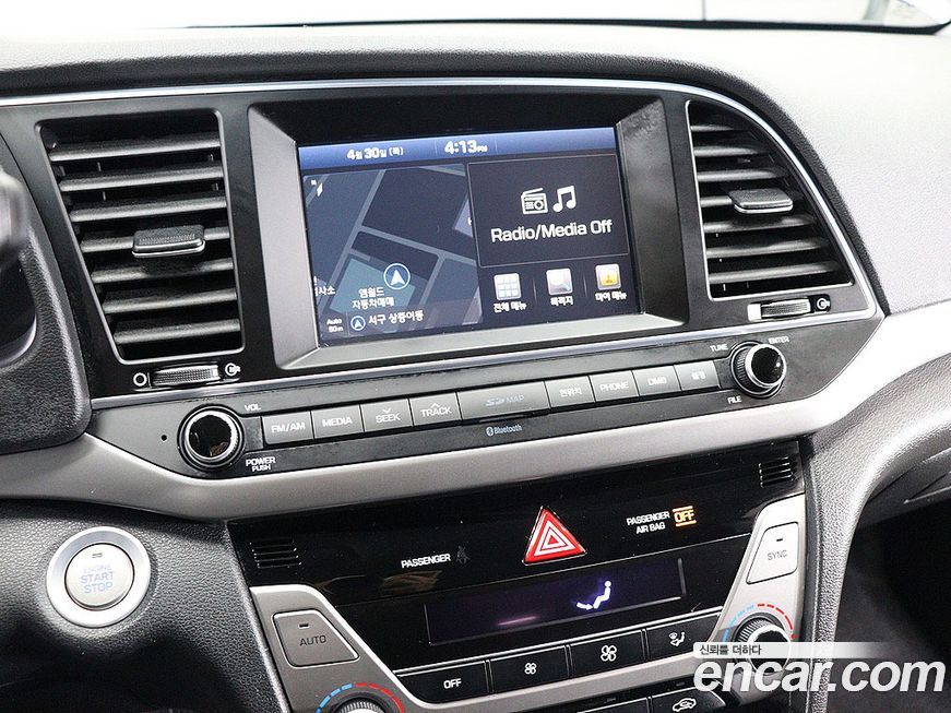 Hyundai AVANTE 2016