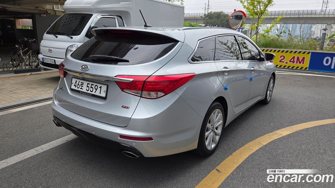 Hyundai i40 2012