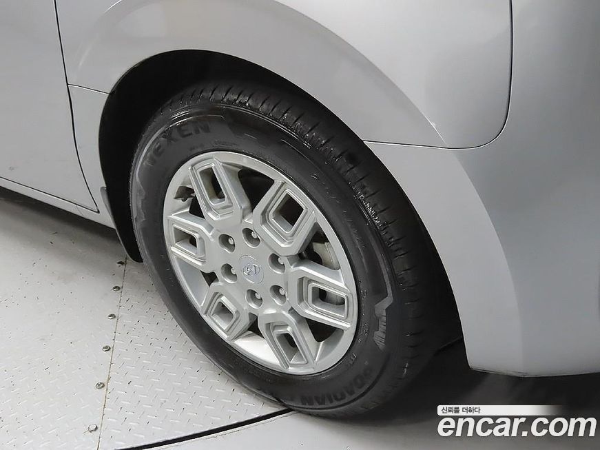 Hyundai Staria 2024