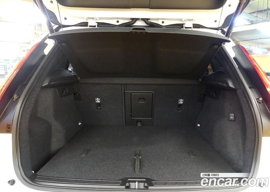Volvo XC40 2021