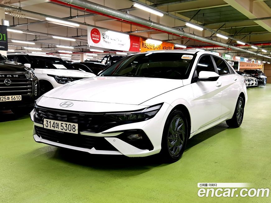 Hyundai AVANTE 2024