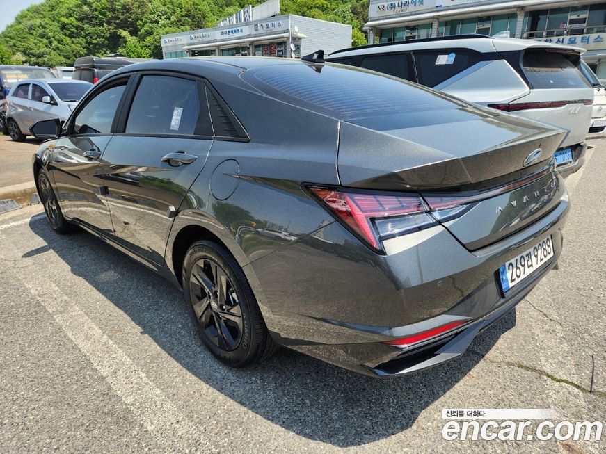 Hyundai AVANTE 2023