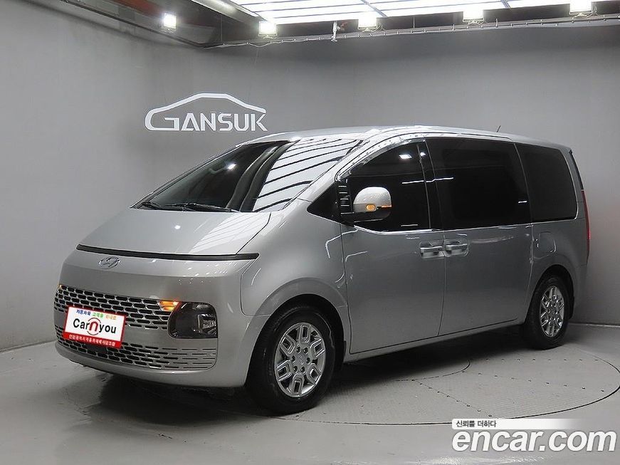 Hyundai Staria 2024