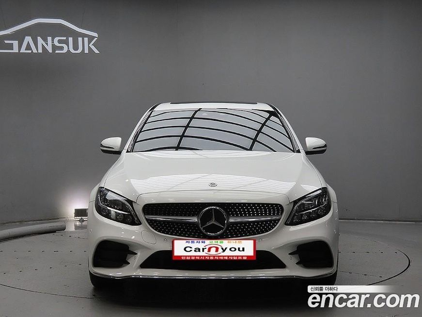 Mercedes-Benz C-Class 2021