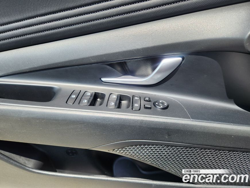 Hyundai AVANTE 2023
