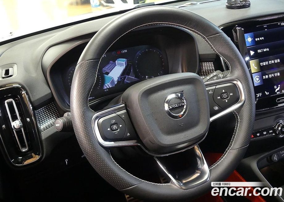 Volvo XC40 2021