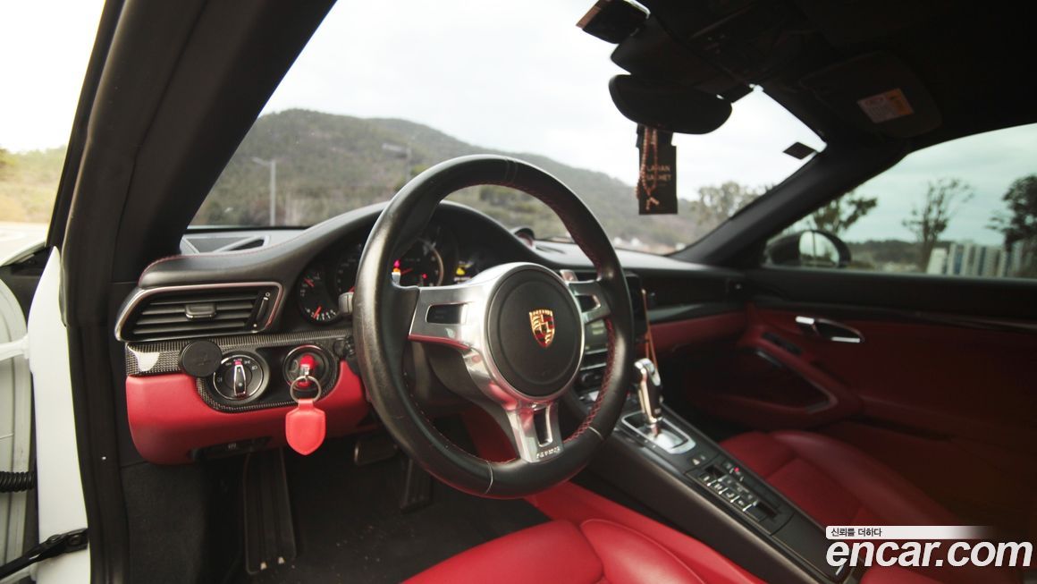 Porsche 911 2015