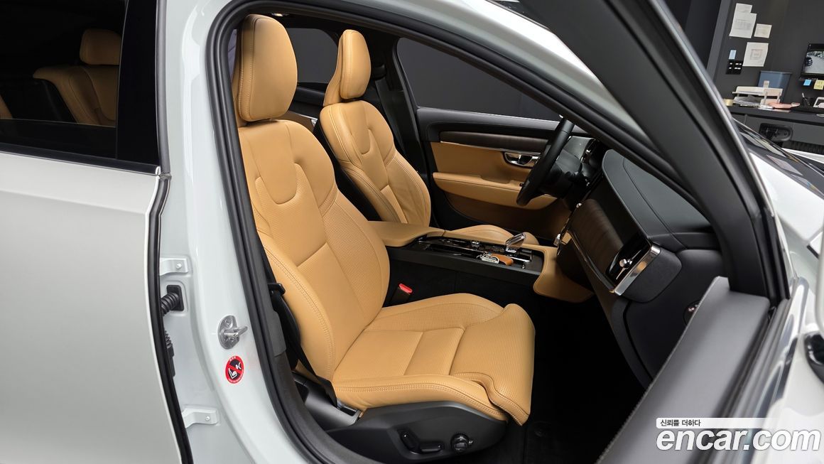 Volvo S90 2024