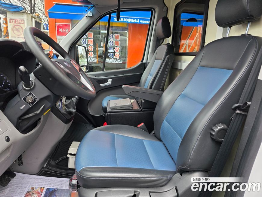 Hyundai Solati 2016