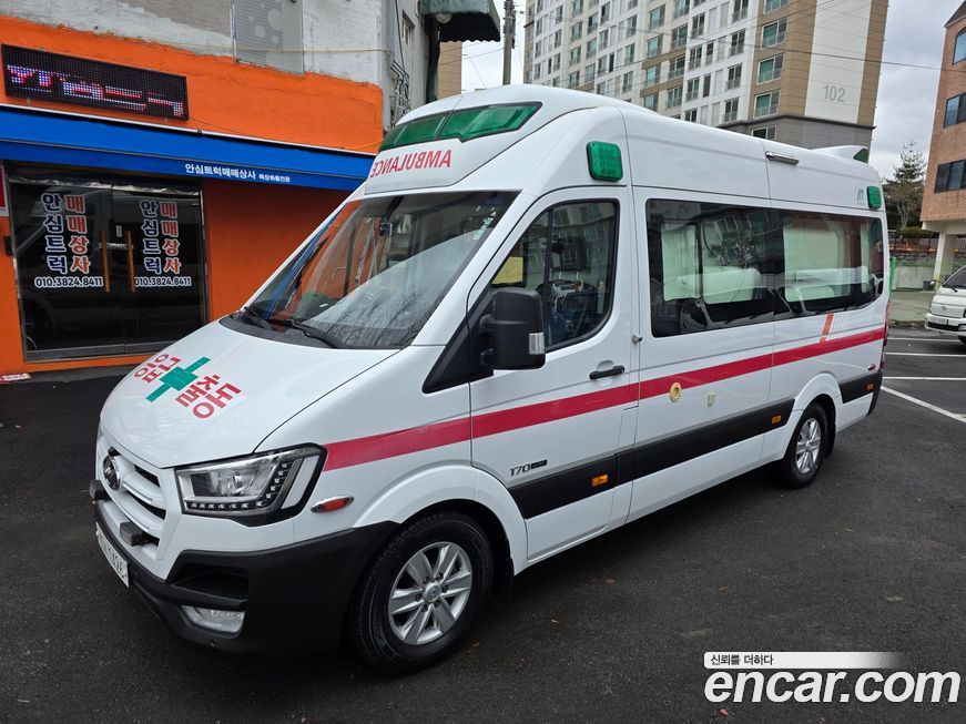 Hyundai Solati 2016